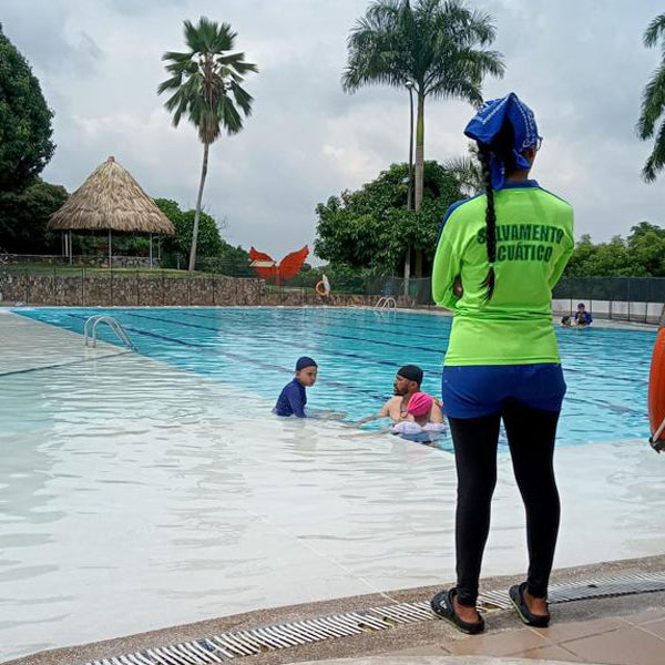 MANTENIMIENTO Y OPERACIÓN DE PISCINAS